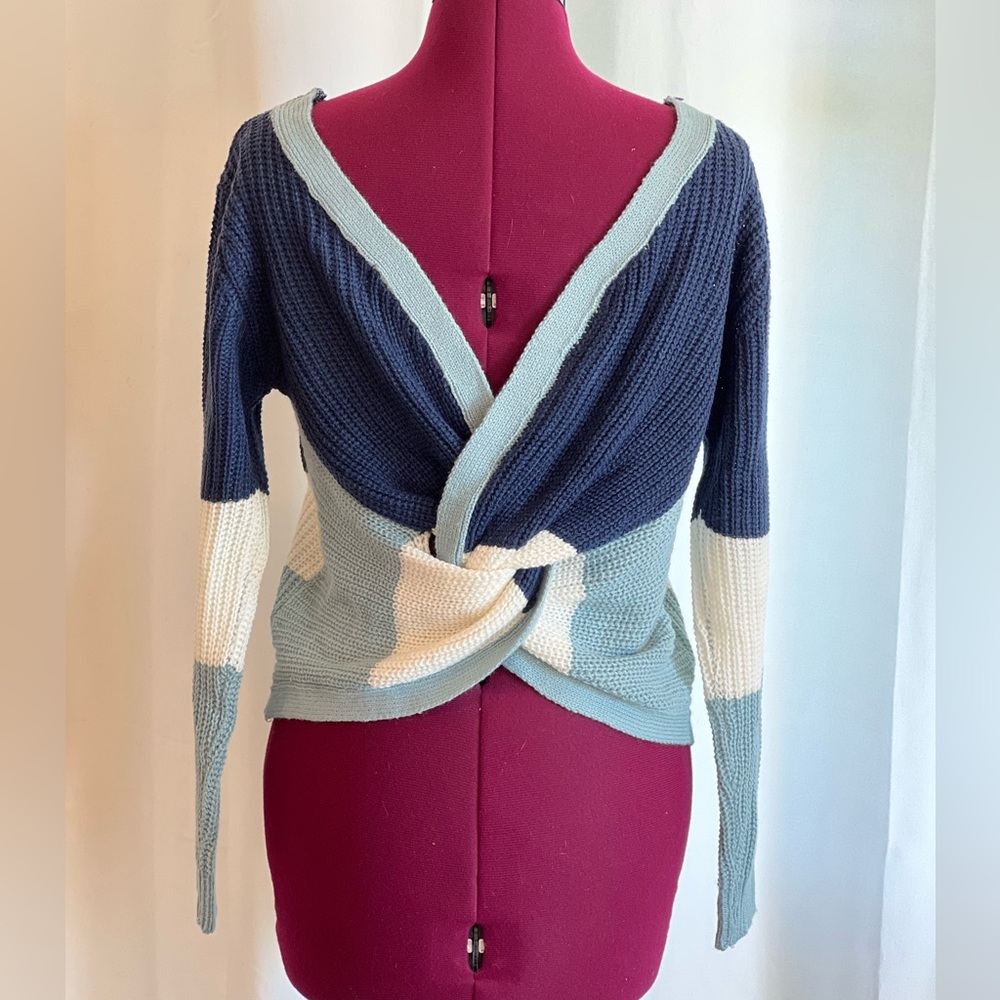 Knit twist back drop shoulder sweater